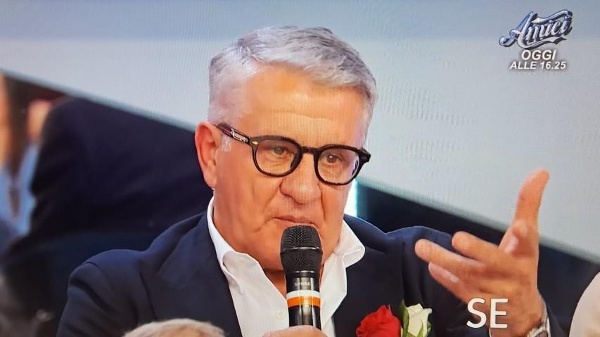 Imprenditore olbiese a caccia dell’anima gemella a “Uomini e donne”- Ecco chi è