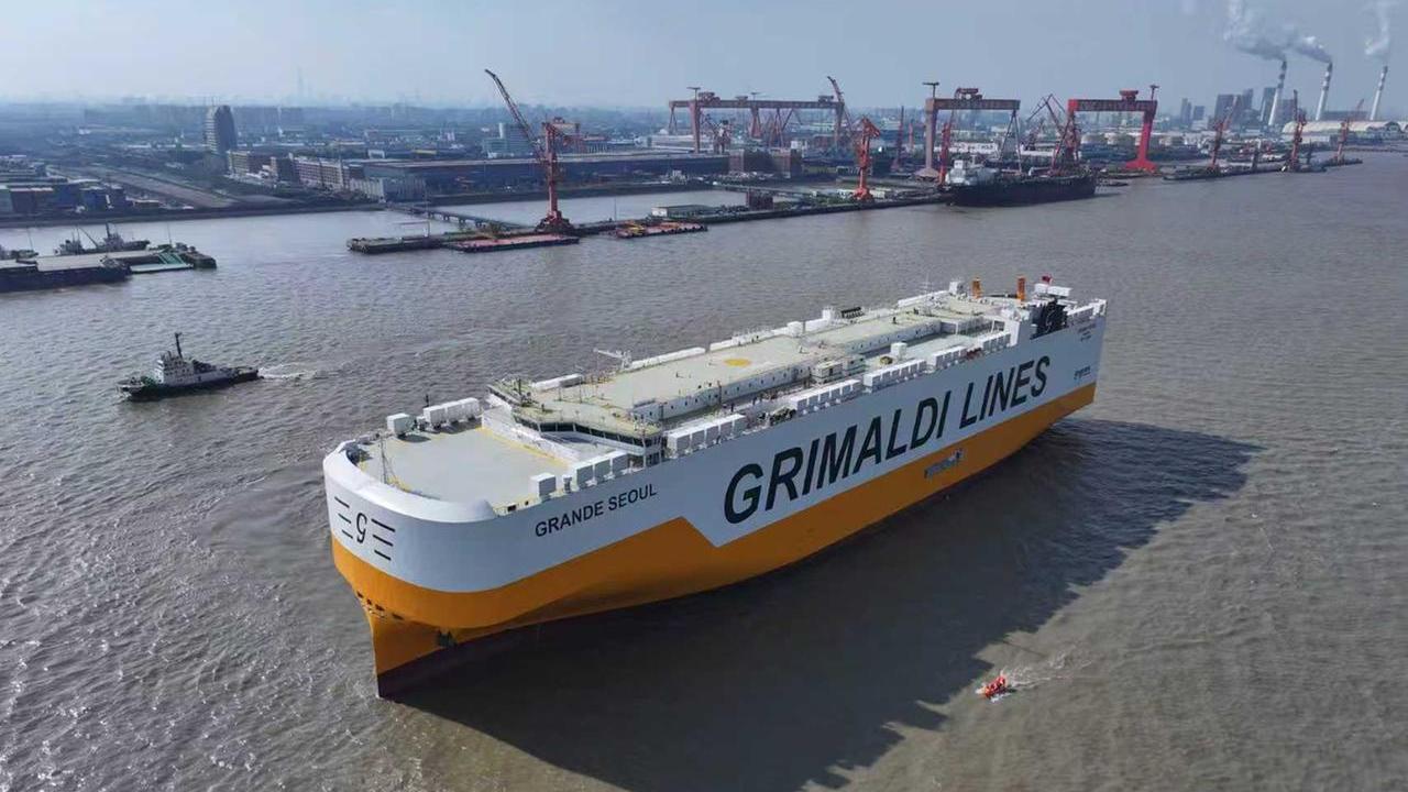 La nave è lunga 600 mt