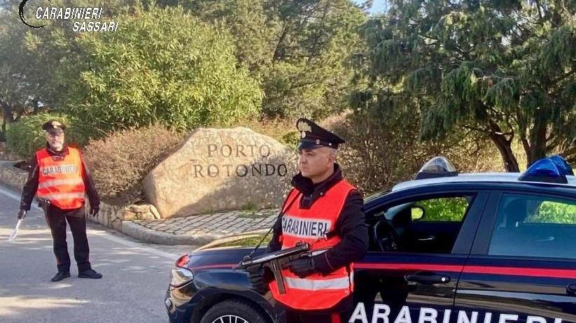 Rubano soldi e picchiano il padrone di casa – Che cosa è successo