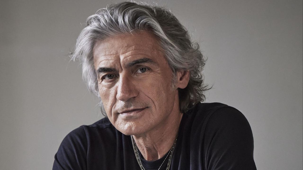 Luciano Ligabue, in arrivo la nuova edizione del primo libro dedicato a Correggio