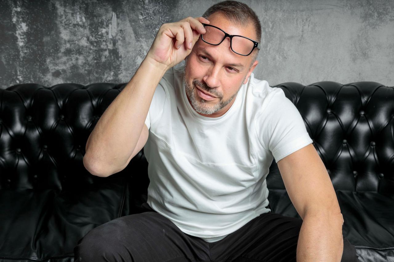 Ferrara, Murubutu sul palco dell’Arci Bolognesi con Letteraturarap