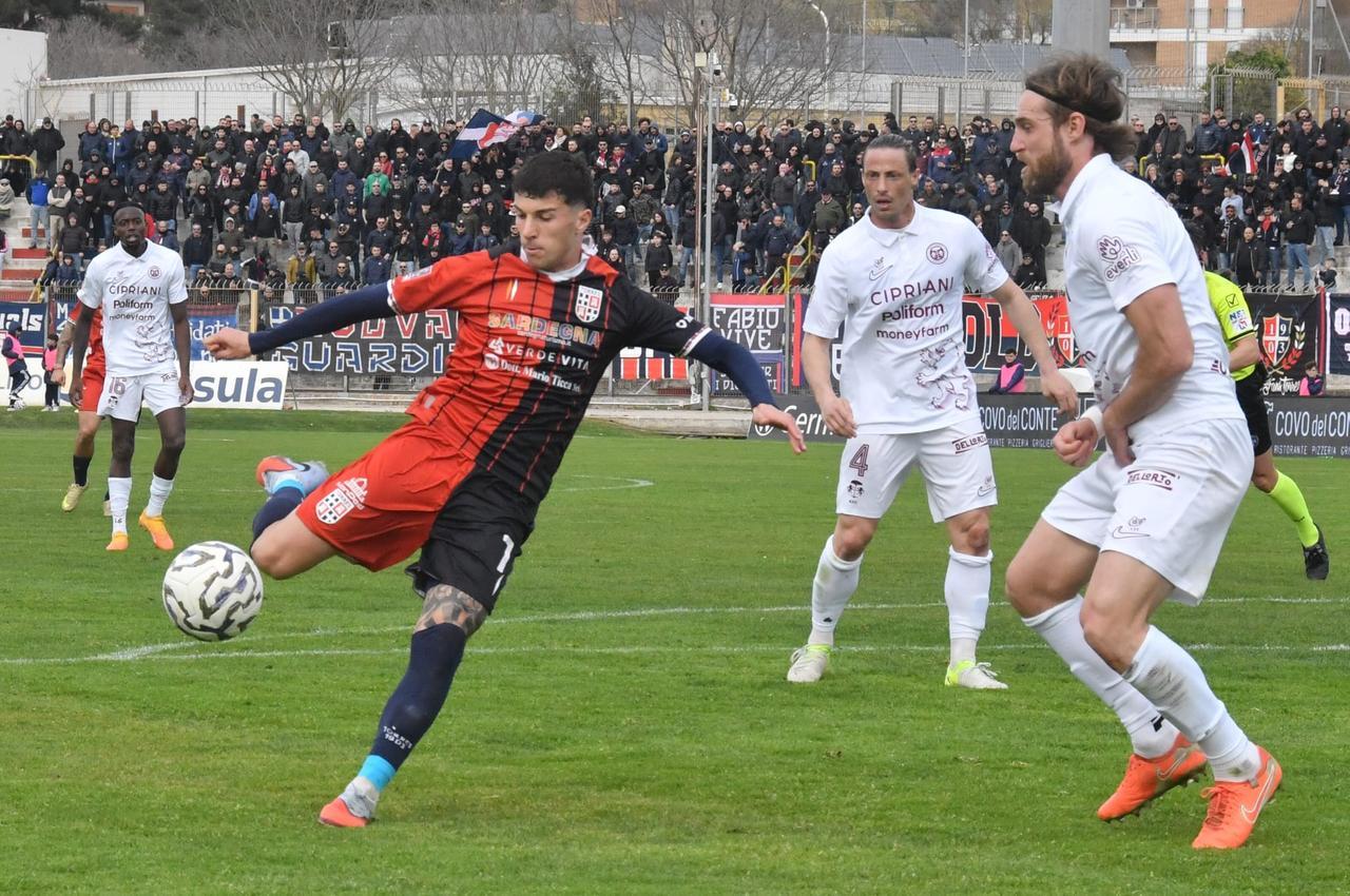 Torres-Ravenna, pareggia Di Stefano: 1-1 – LA DIRETTA