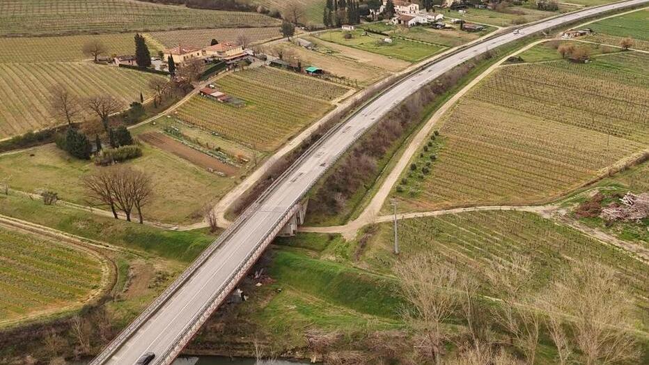 Una veduta della nuova 429: il tratto tra Vico D’Elsa e Badia a Elmi è stato riaperto dopo i lavori di asfaltatura