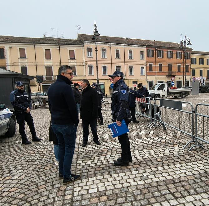 Copparo, la piazza riaperta piace agli ambulanti: «Anche noi saremo al sopralluogo»