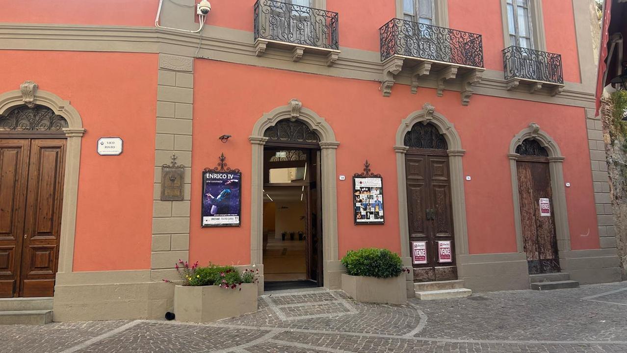 Si candida a diventare uno dei più importanti teatri sardi, ma nessuno lo vuole in gestione