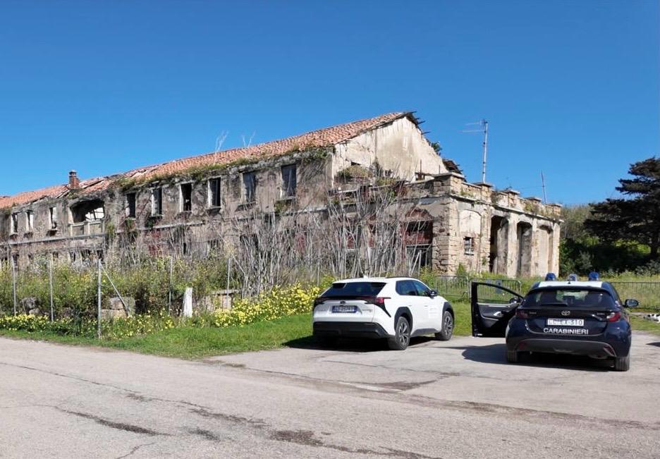 Mistero ad Alghero, resti umani trovati in un casolare abbandonato