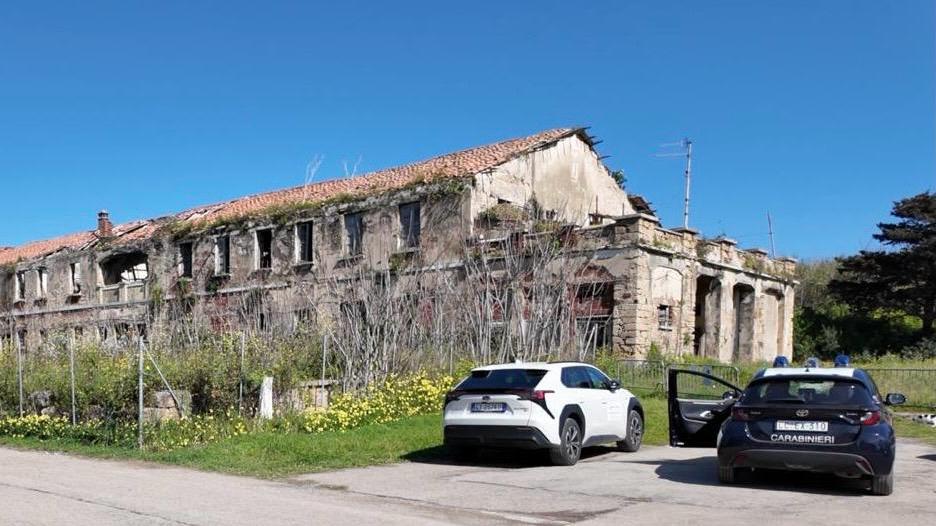 Mistero ad Alghero, resti umani trovati in un casolare abbandonato