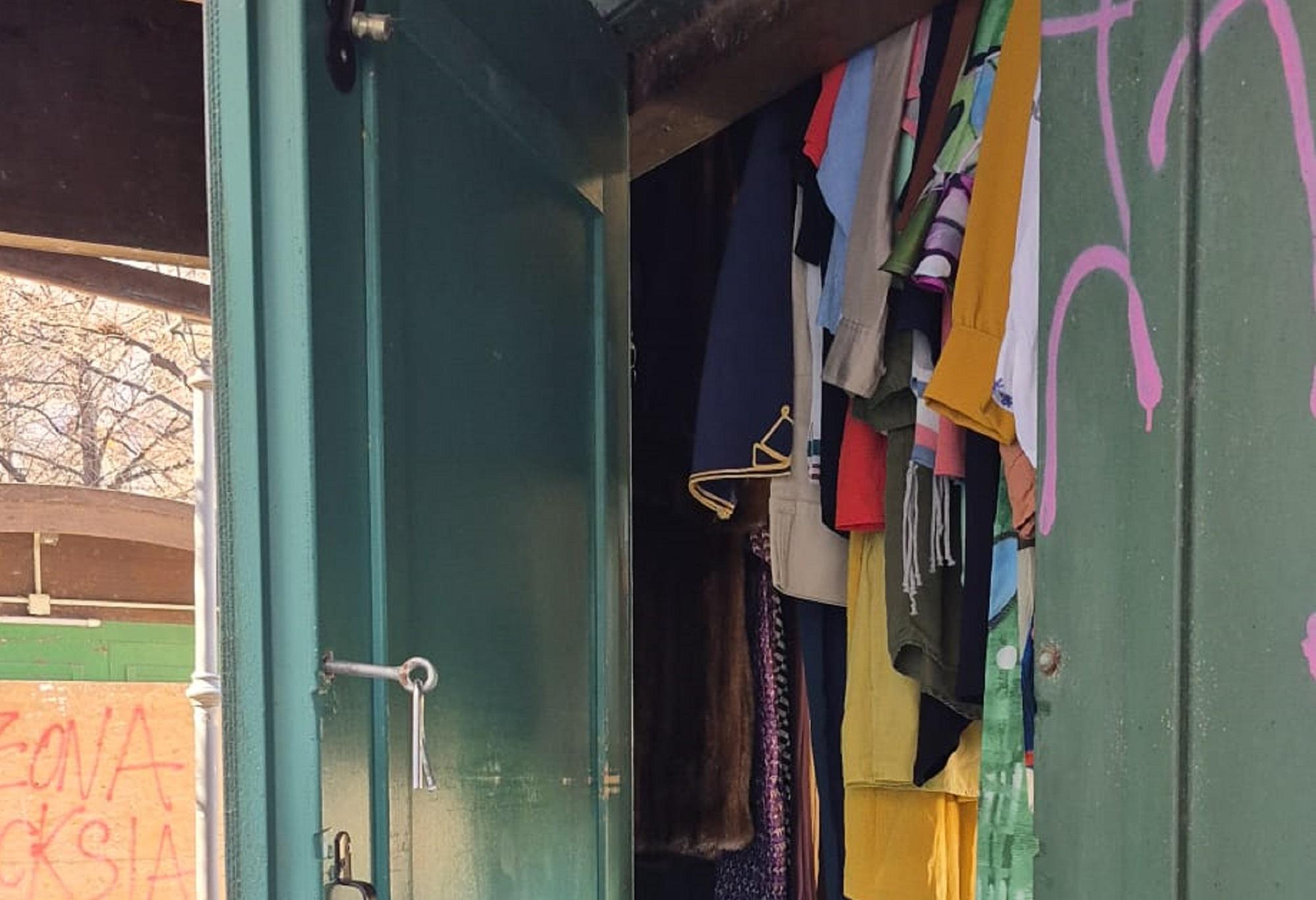 I danni alla baracchina