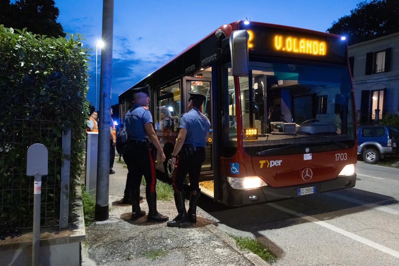 Ferrara, autista aggredita sull’autobus