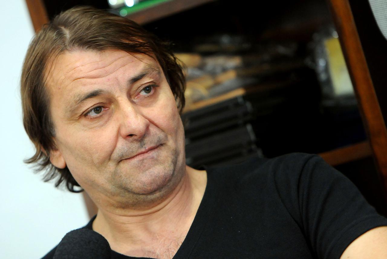 Cesare Battisti accusa il carcere di Massama: «Isolamento per 19 mesi e non per 6»