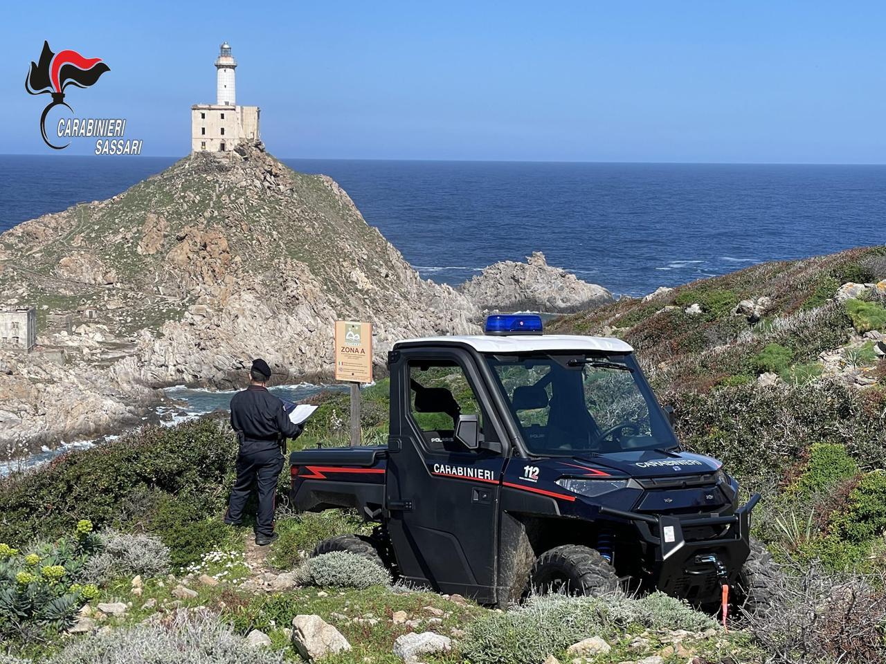 Rifiuti ingombranti e scarti di edilizia nell’area del ristorante: il Parco dell’Asinara valuta la revoca della concessione