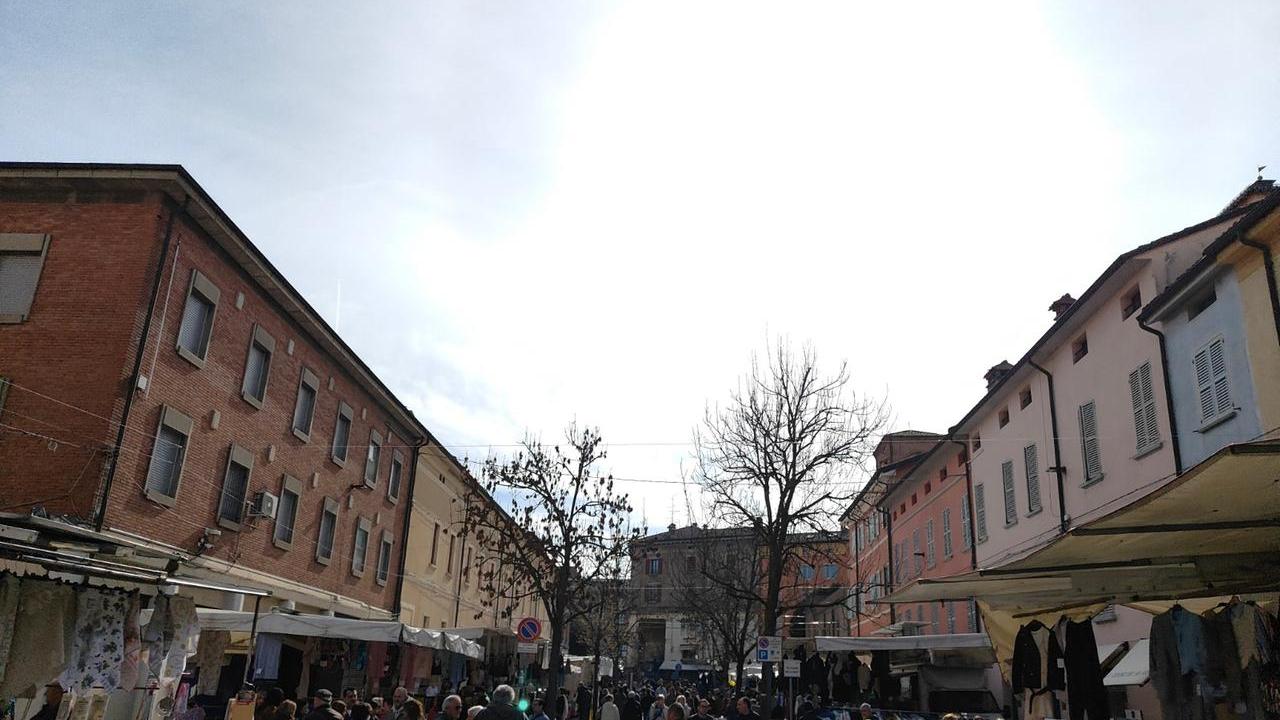 Proteste alla Fiera di San Giuseppe: negozi “oscurati” dalle bancarelle