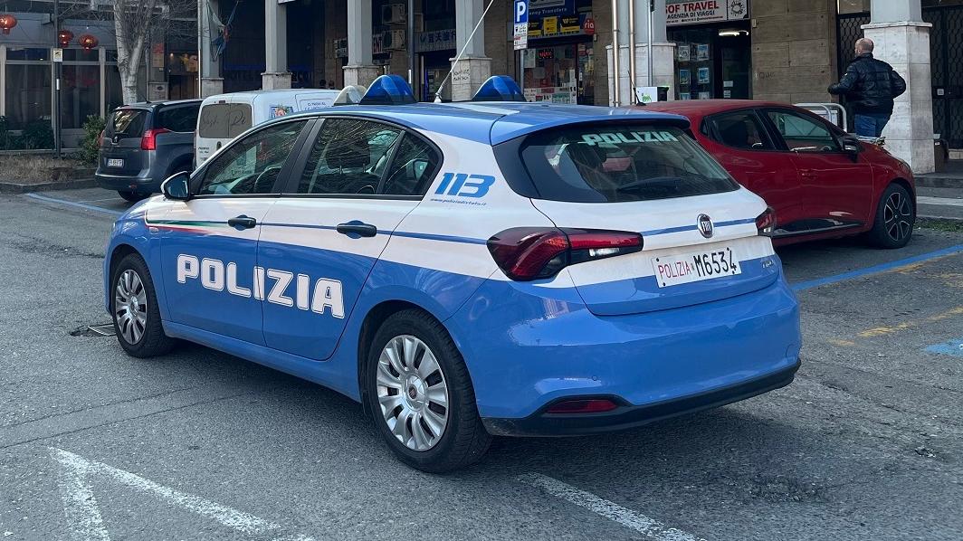 Ruba una bici elettrica in piazza della Vittoria: arrestato. Due giorni prima era stato fermato con quella sottratta a un’insegnante