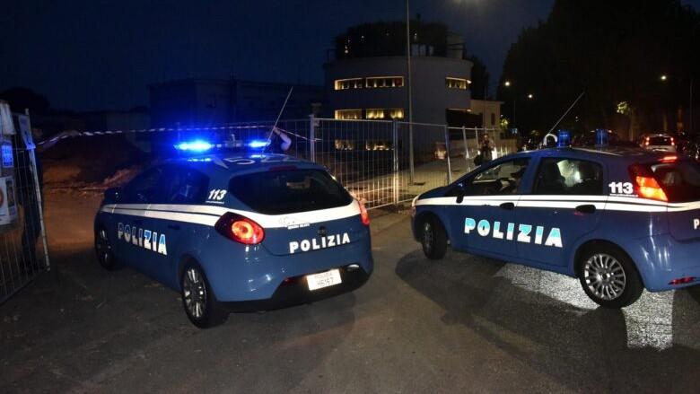 Sventato assalto a un portavalori: 14 arresti, ferito un poliziotto nello scontro a fuoco