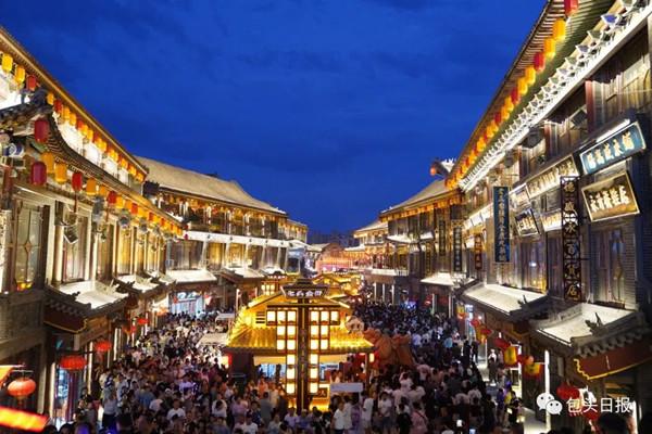 
	La "golden street" di Baotou (Mongolia interna) dove &egrave; avvenuto l'omicidio nel 2005

