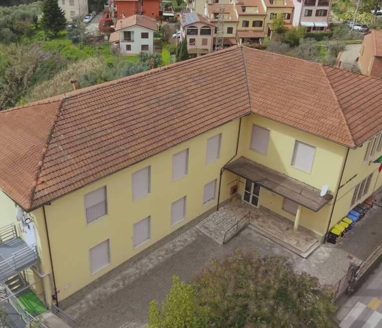 Per salvare la scuola a corto di iscritti, Massa e Cozzile scrive al ministero dell’Istruzione