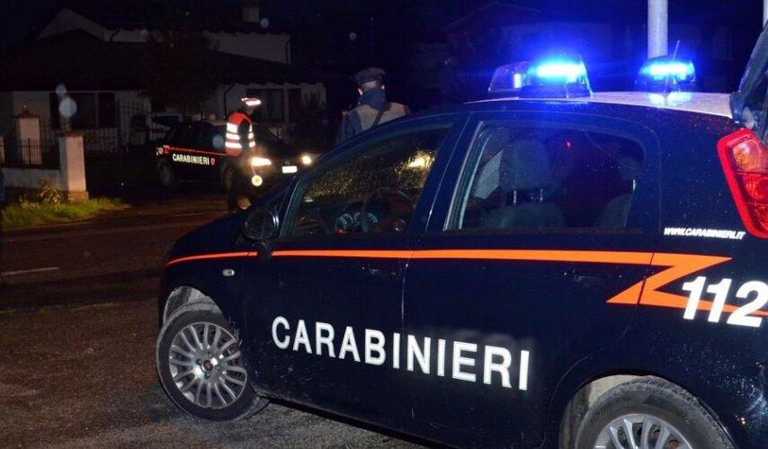 Rissa a colpi di bastone a Carpi: due feriti con le braccia rotte
