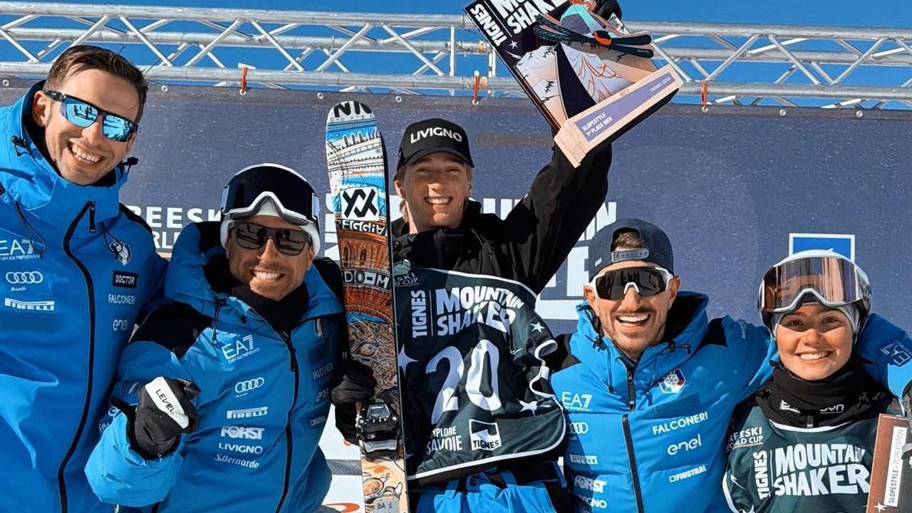 
	&nbsp;



	Miro Tabanelli sul gradino pi&ugrave; alto del podio a Tignes (foto&nbsp;Italian Freeski Team)

