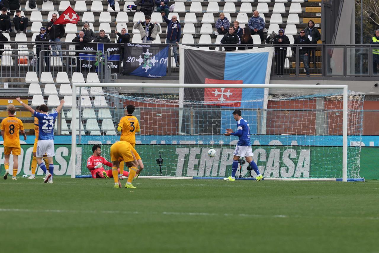 
	Uno dei gol del Como

