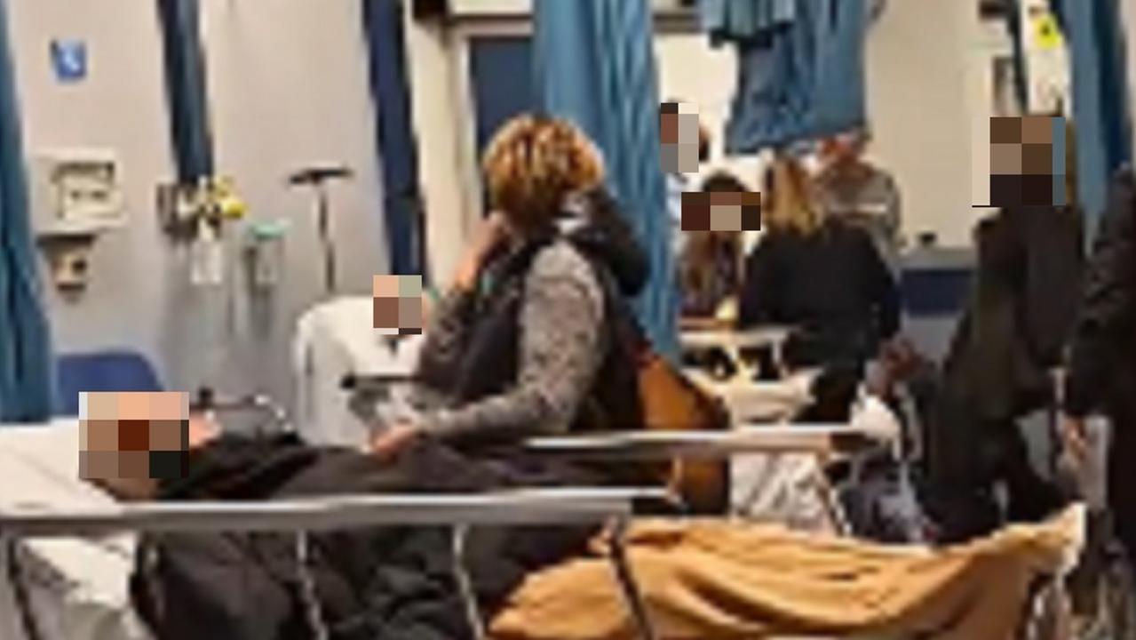 I momenti del caos al pronto soccorso