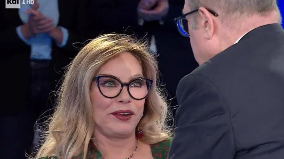 Ornella Muti a Carlo Verdone, fuorionda a Domenica In: «Fatti vivo amore»