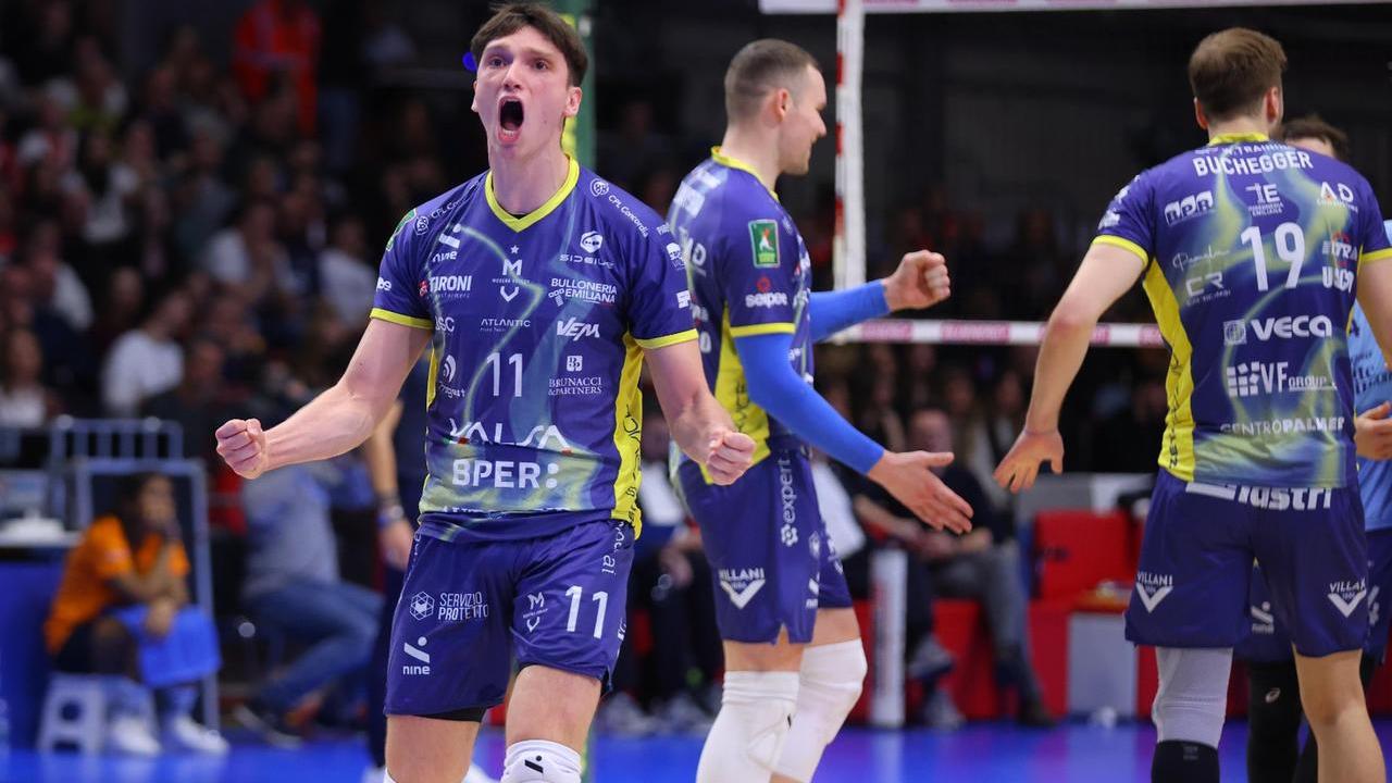 Modena Volley, missione compiuta: vince a Piacenza e si regala la “bella” al PalaPanini