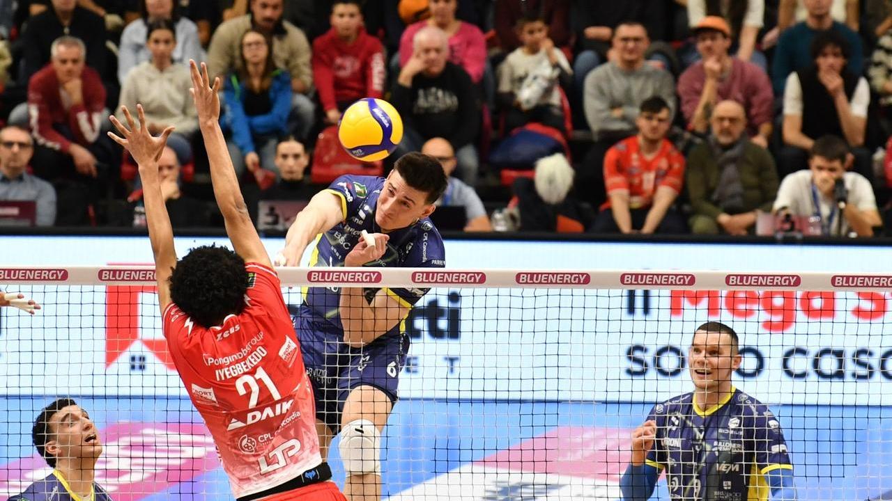 Sanguinetti attacca al PalaBanca di Piacenza (Foto: Modena Volley)