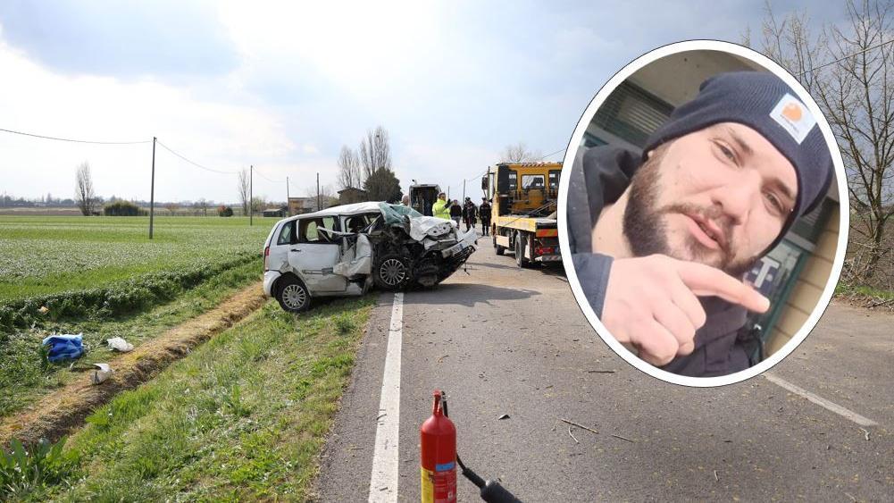 Si schianta contro un albero con l’auto: Alessandro muore a 35 anni