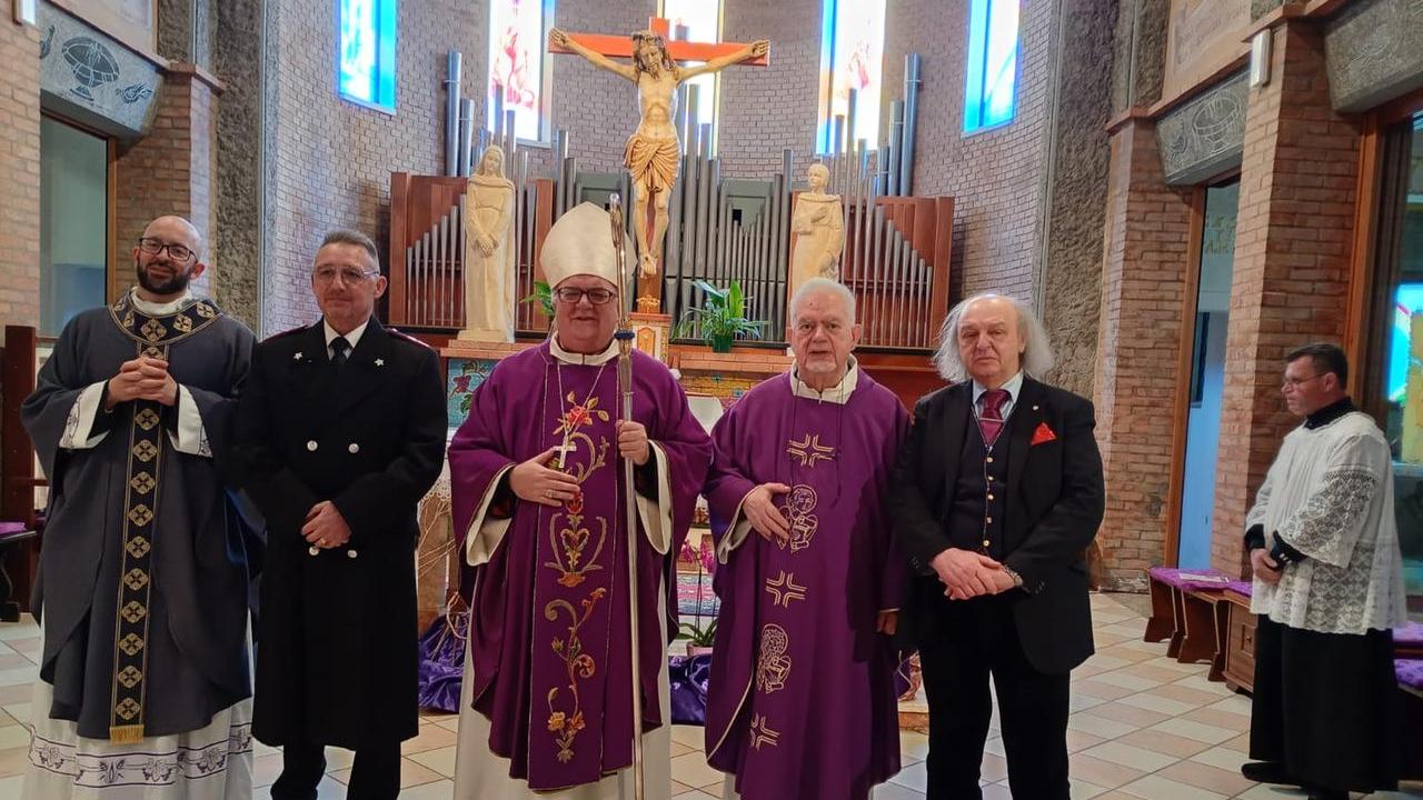 Ambrogio saluta don Piergiorgio Mancin: il sacerdote va in pensione