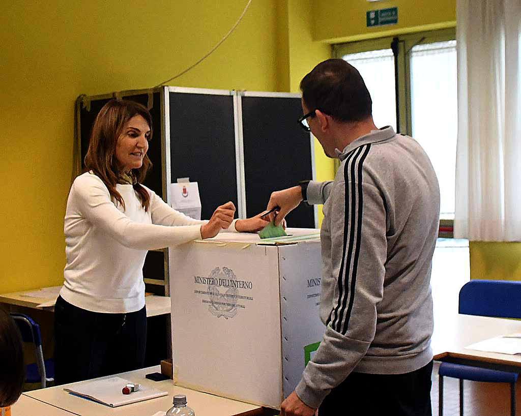 
	Un votante del refenredum&nbsp;

