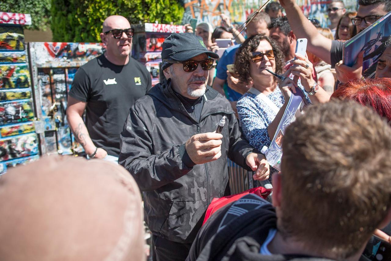 Chi offre di più diventa vicino di casa di... Vasco Rossi: all’asta un appartamento di fianco alla villa del Kom