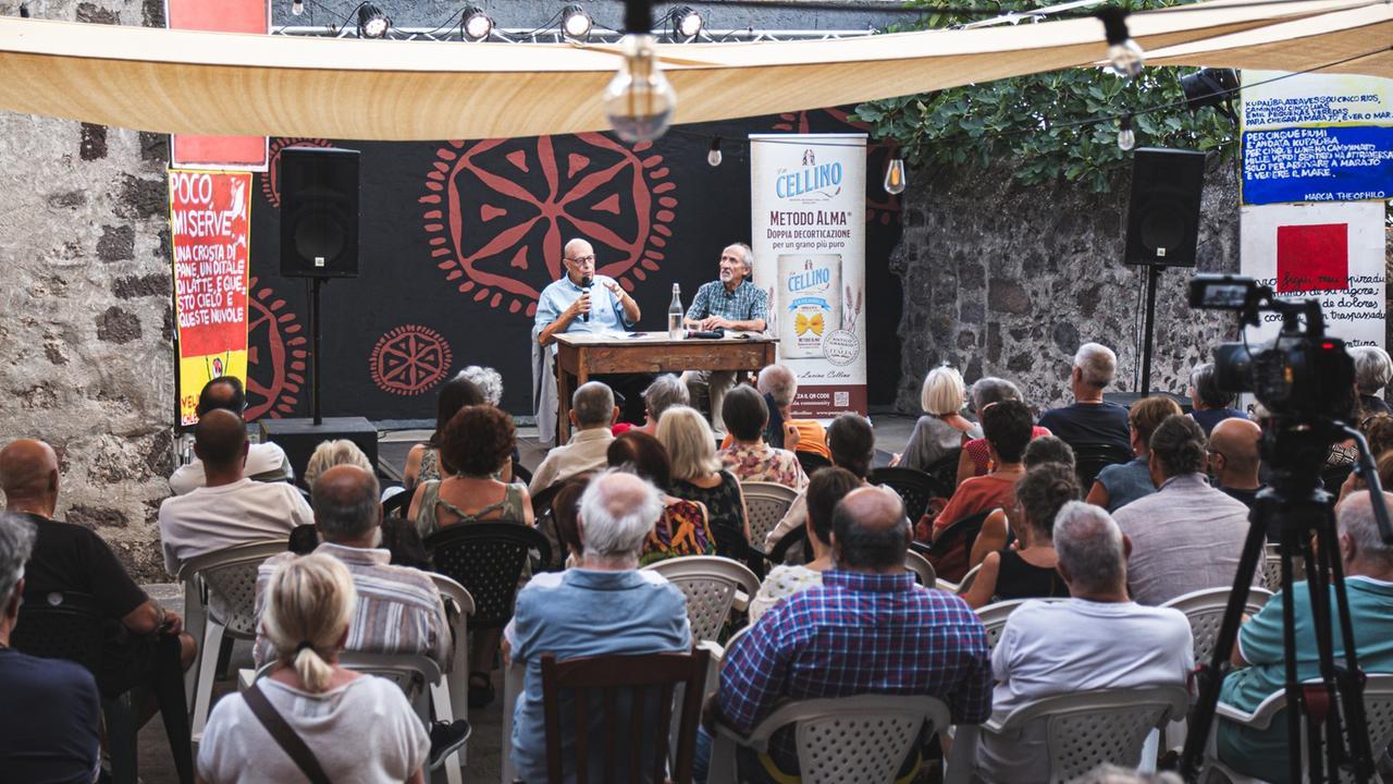 «Nessun dialogo e nessuna crescita per il paese». Associazioni e sindaca allo scontro – Ecco cosa succede