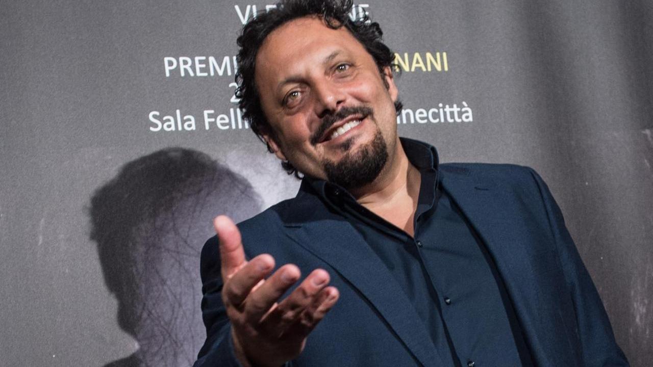 Enrico Brignano torna alle origini: è One man Show a Cagliari – biglietti in vendita, ecco quando