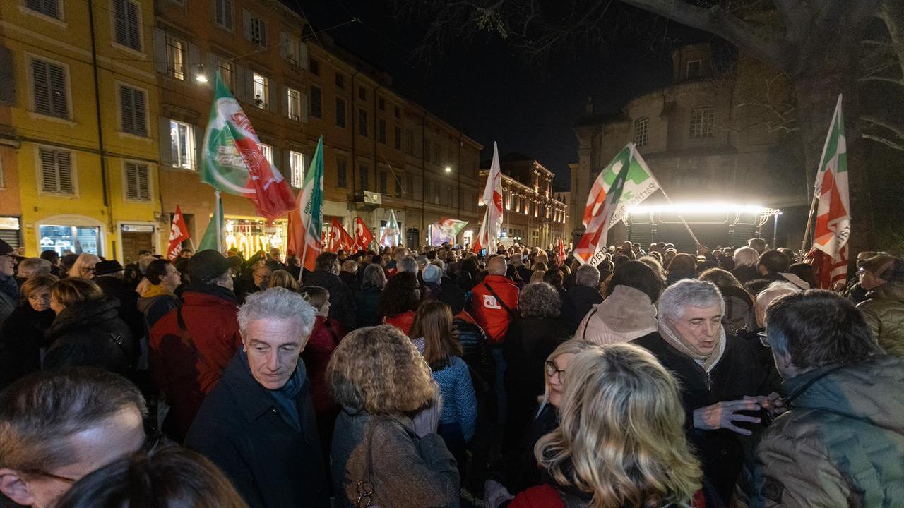 La festa in piazza Matteotti