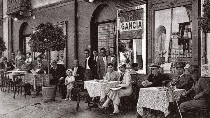 Nuoro l'antico caffè Tettamanzi del Corso Garibaldi a Nuoro