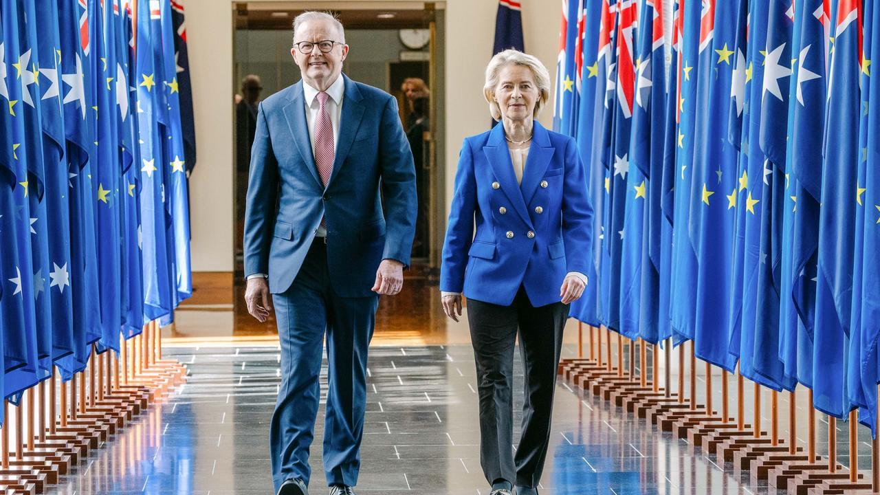 Accordo Ue-Australia, via il 99 per cento dei dazi: più tutele per il pecorino romano – Tutti i dettagli