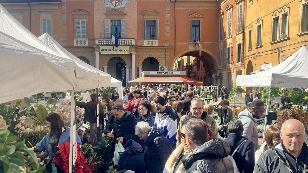 Reggio Emilia in Fiore: il centro storico si trasforma in un grande giardino a cielo aperto