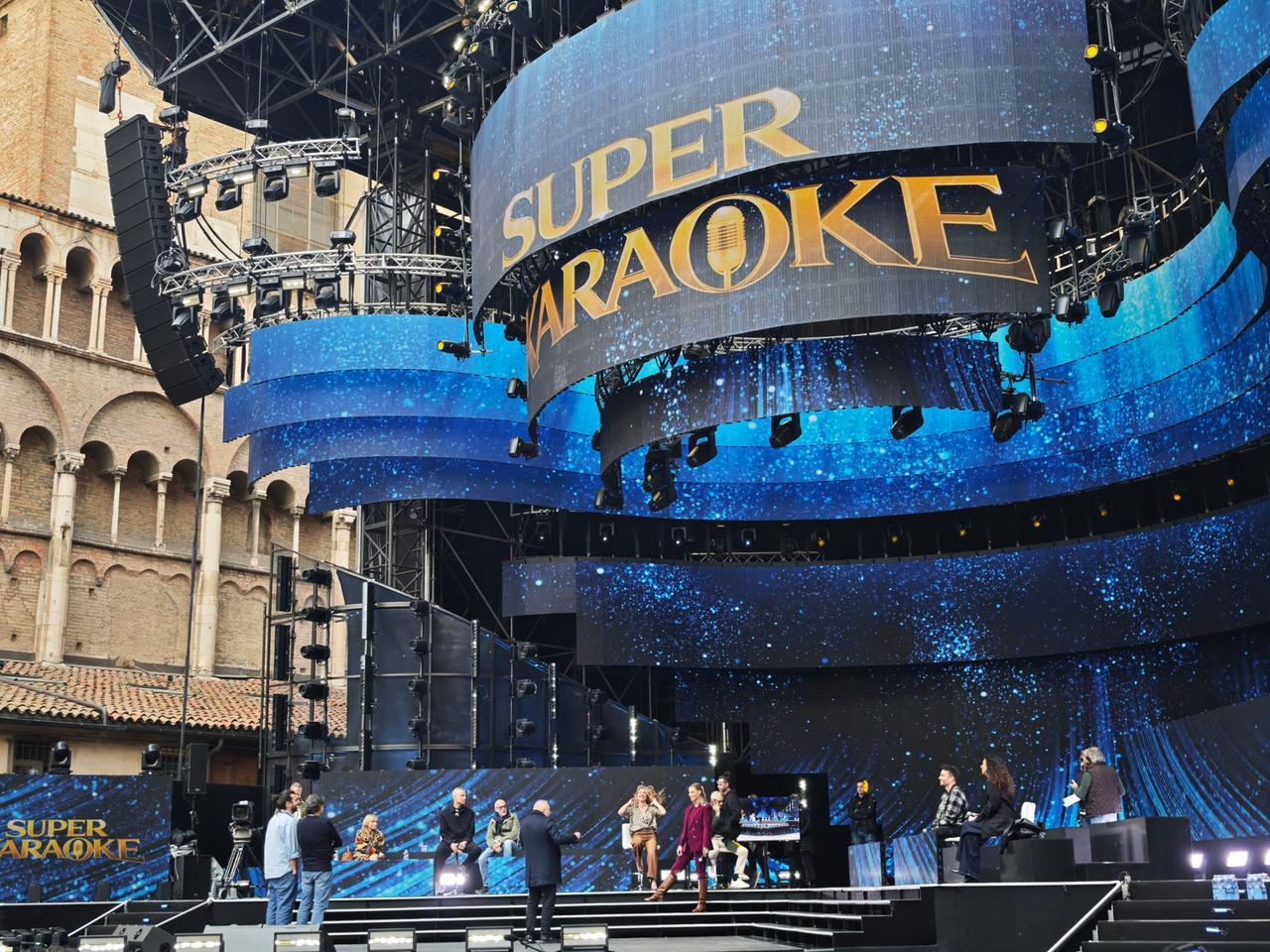 Super Karaoke a Ferrara, dagli orari agli ospiti: tutto quello che c’è da sapere