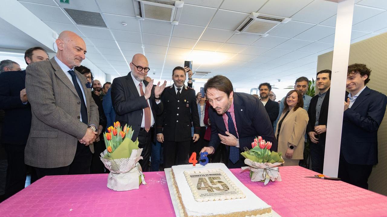 La festa in Gazzetta per i 45 anni