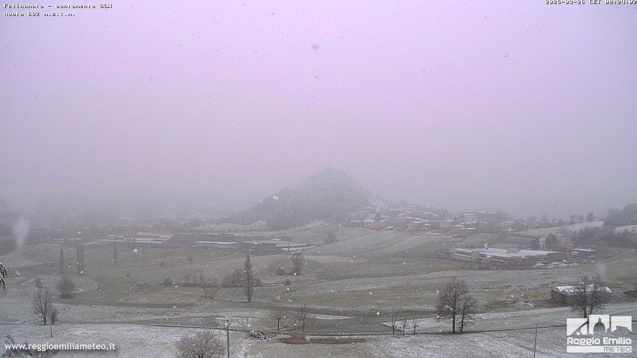 La neve a Felina questa mattina (dalla web cam di Reggio Emilia Meteo)