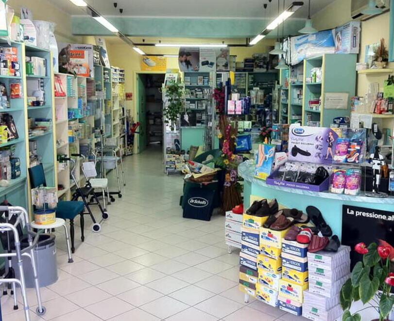 
	Il negozio di San Benedetto a Settimo

