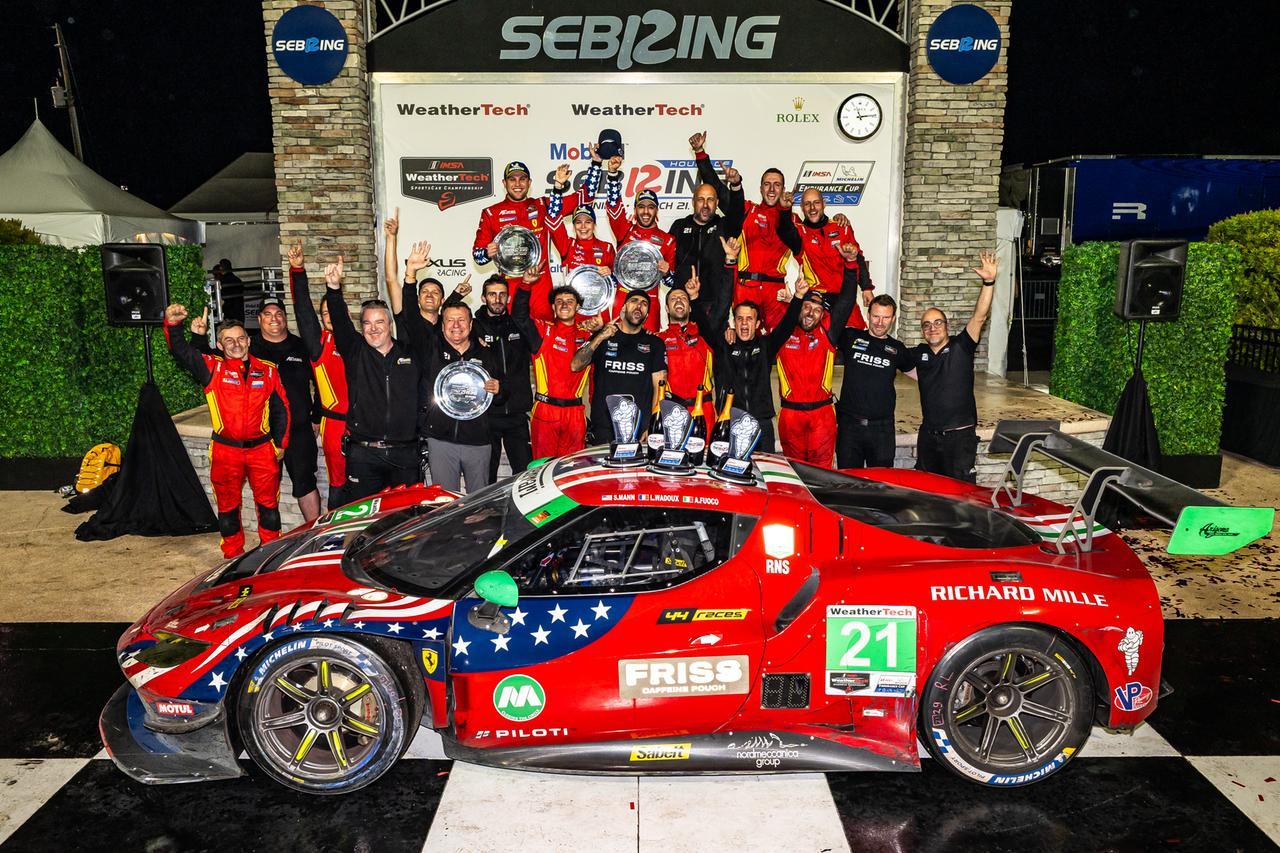 
	La Ferrari celebra il successo in Florida

