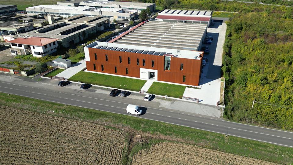 Vibrotech a Cosmopack con soluzioni robotizzate