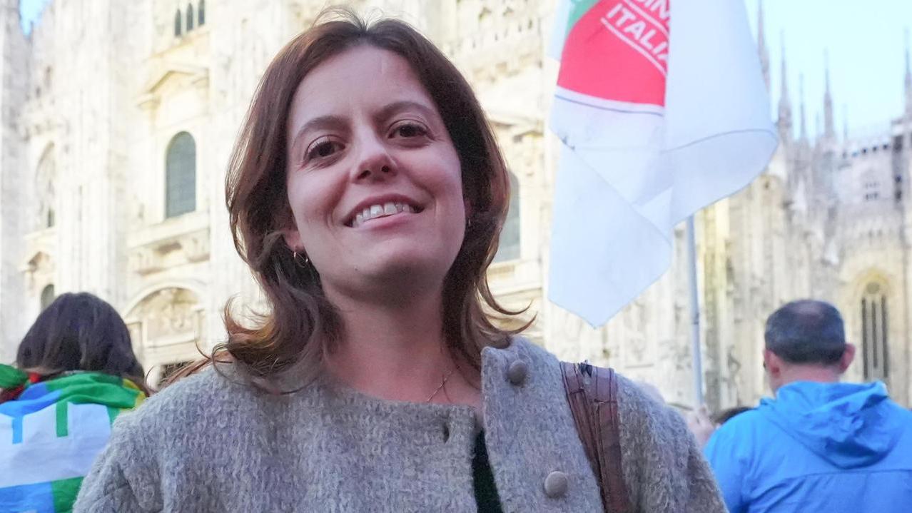 Ilaria Salis e il controllo preventivo in hotel: «L’Italia ormai è un regime» – Cosa è successo