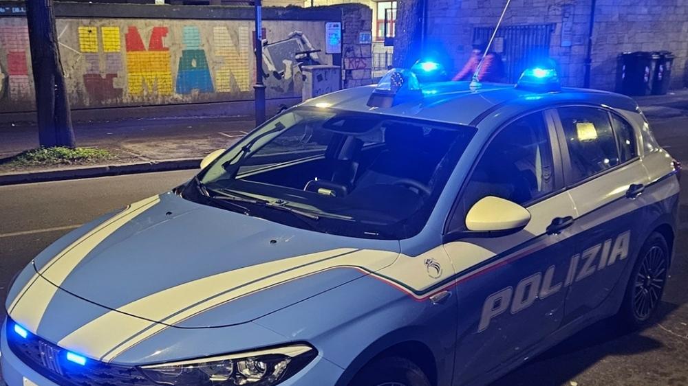 Sorpreso a rubare nelle cantine, affronta i proprietari con una spranga: arrestato