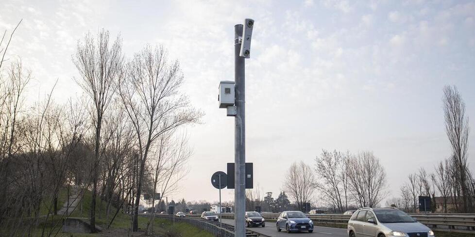 
	L'autovelox a Modena

