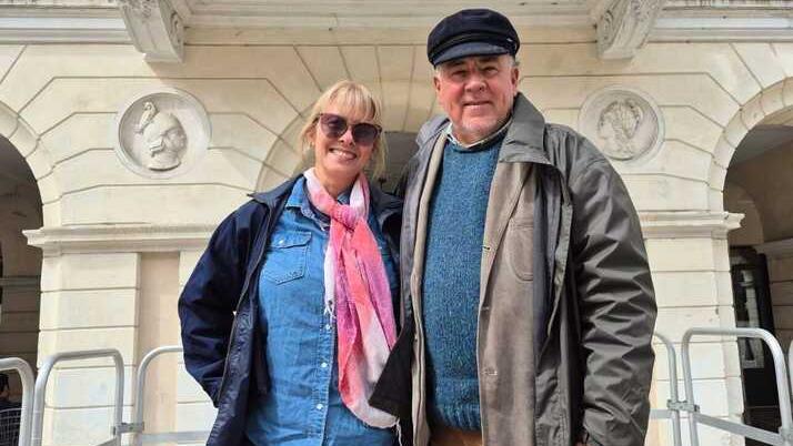 Astrid, una desaparecida cerca i parenti portuensi