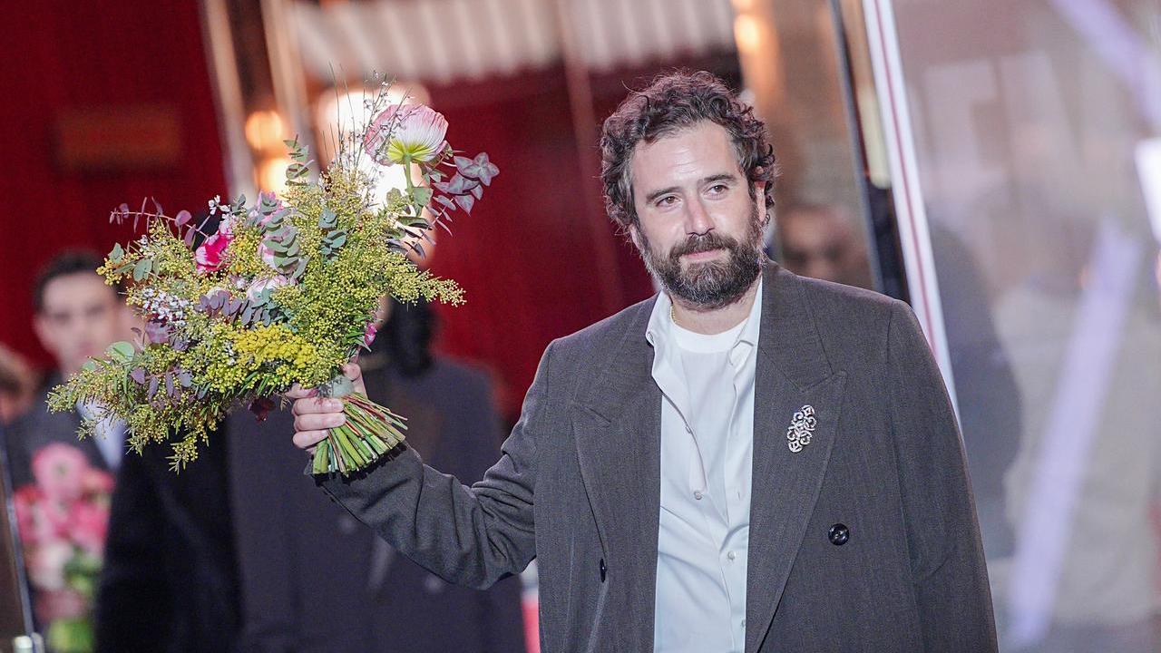 Tommaso Paradiso torna in concerto in Sardegna: data, biglietti e info