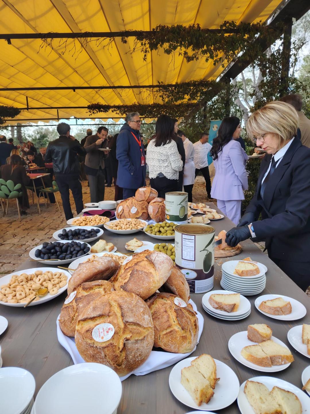 La proposta: «Contro i danni della guerra si agisca come con il Covid»