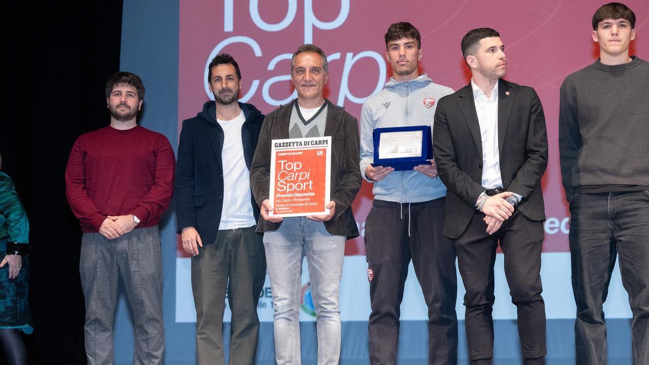 Pellacani, Rossi e giocatori della Primavera premiati al Top Carpi Sport
